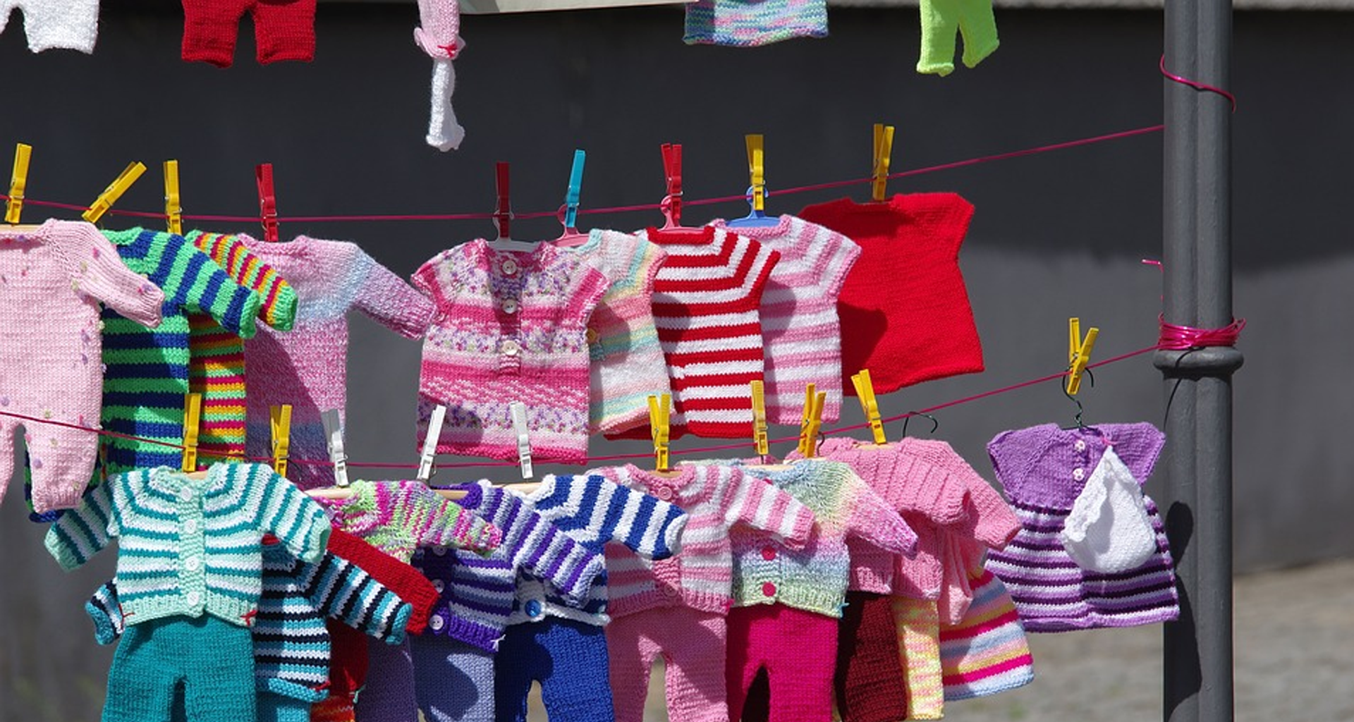 Vêtement occasion et neuf pour bébé et enfant
